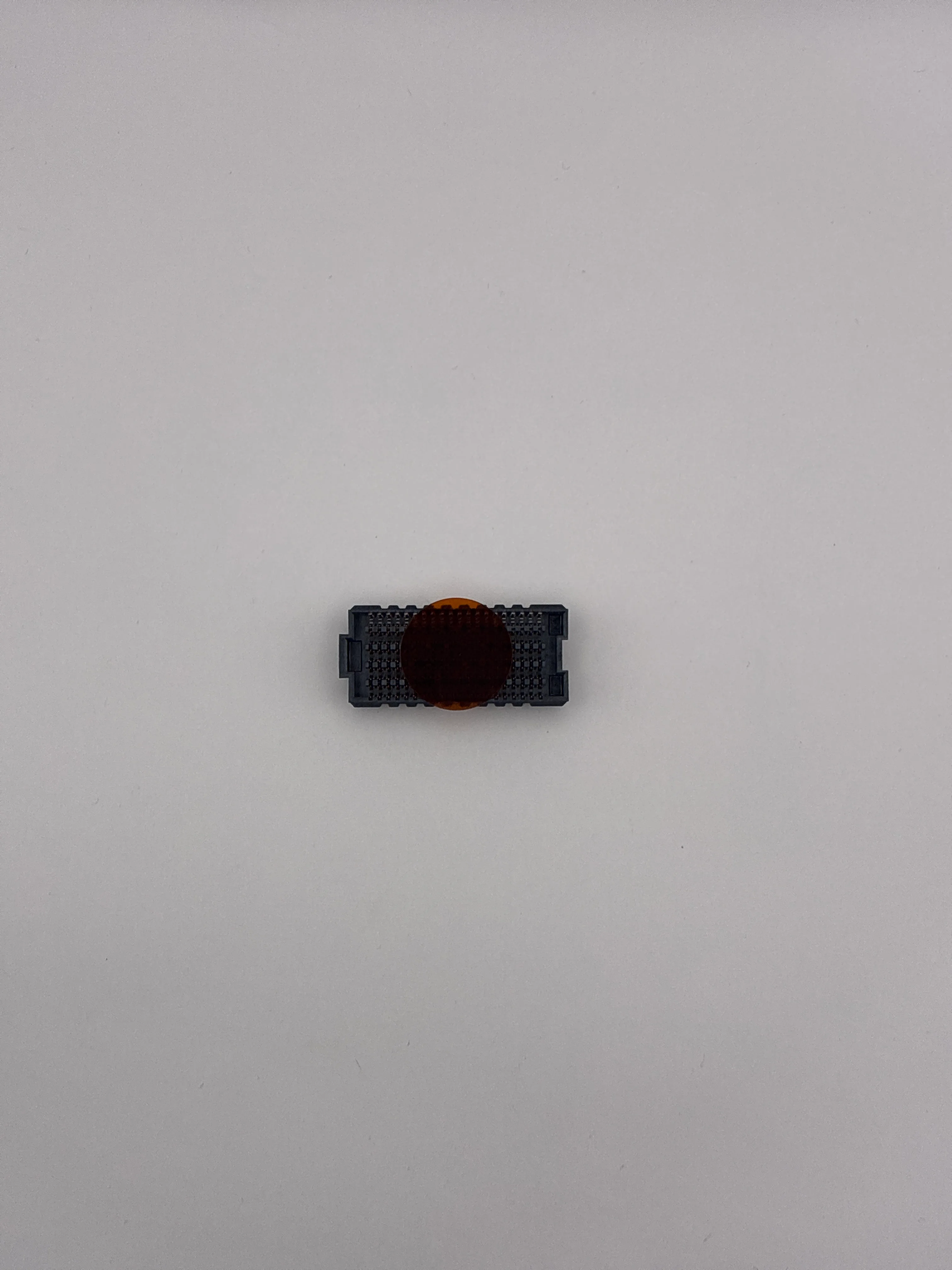 Molex 0459712311, closer top view of the contact array